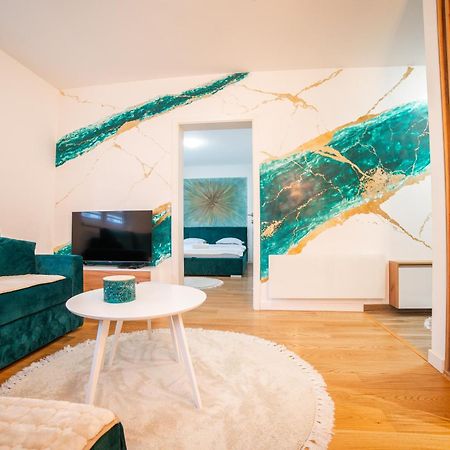 Apartment Vila Idila Тузла Экстерьер фото