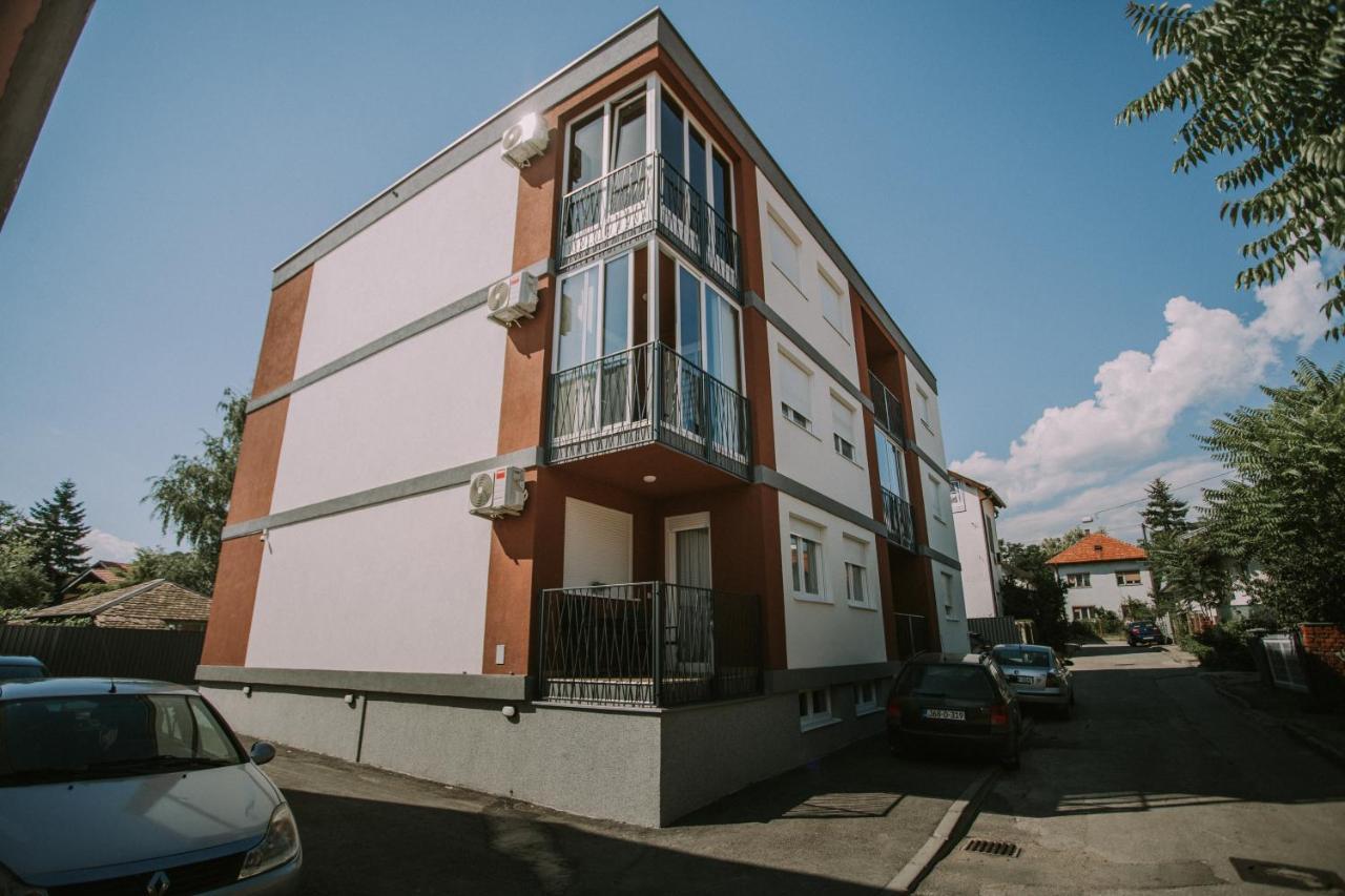 Apartment Vila Idila Тузла Экстерьер фото