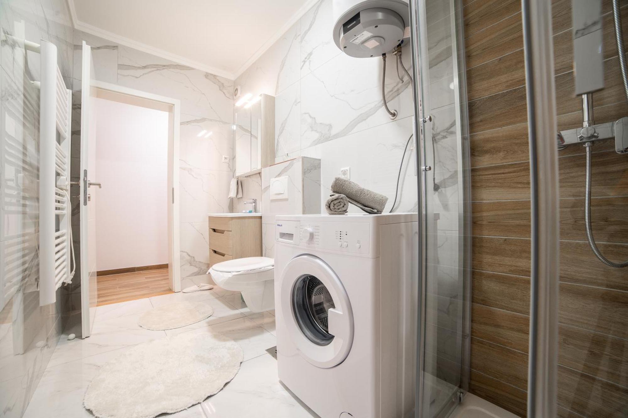 Apartment Vila Idila Тузла Экстерьер фото