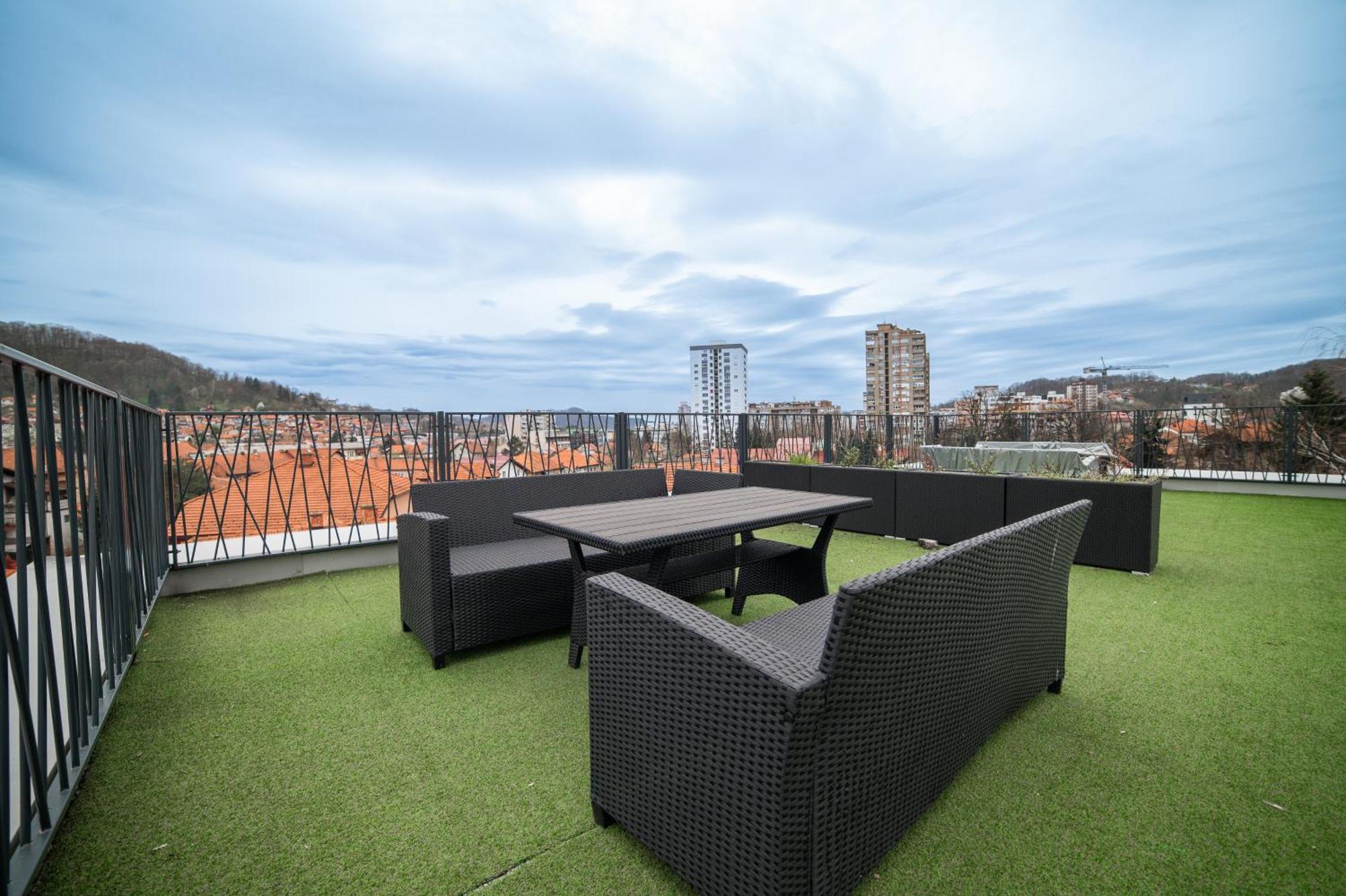 Apartment Vila Idila Тузла Экстерьер фото