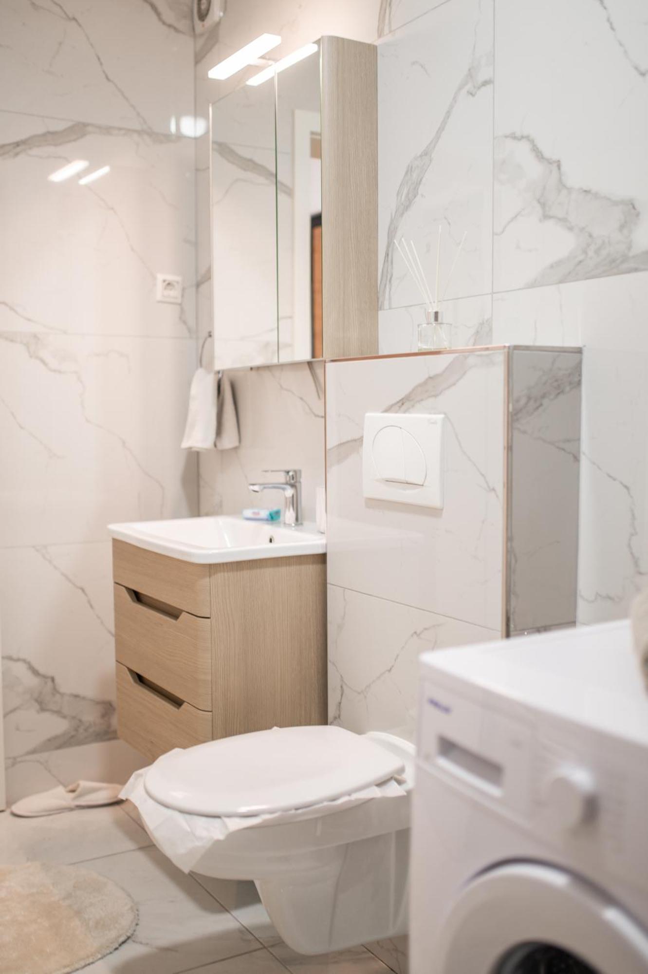 Apartment Vila Idila Тузла Экстерьер фото